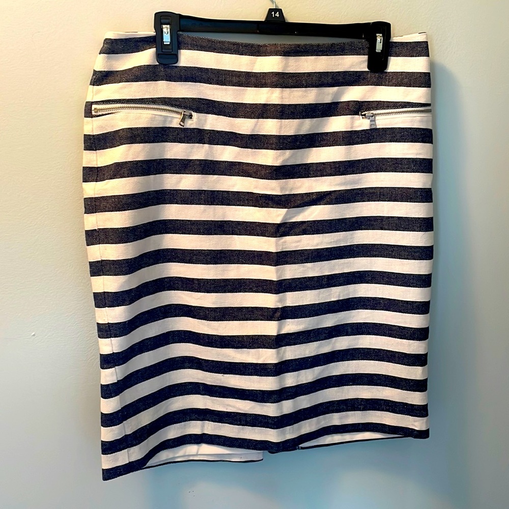 Above the knee, Ann Taylor skirt